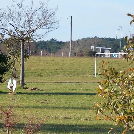 Dom wakacyjny Maison Authentique Avec Pres De Dax Et Son Jardin Angoumé