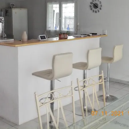 Dom wakacyjny Maison Authentique Avec Pres De Dax Et Son Jardin *